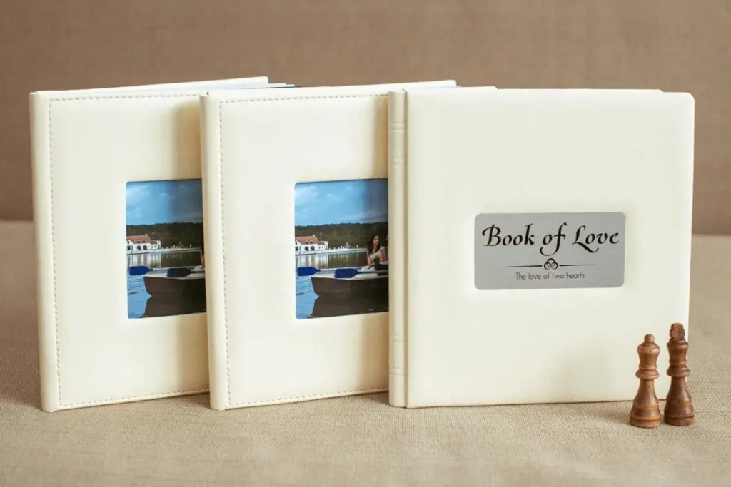 друк фотобуків Львів, весільна фотосесія ціна, замовити послуги фотографа, професійна відеозйомка весілля Львів, весільні альбоми для батьків RoStudio.