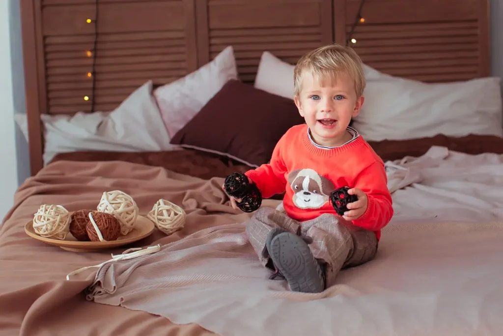 дитяча фотосесія Львів, професійний фотограф, зйомка дітей у фотостудії, ціна послуг, портфоліо фотографа RoStudio.