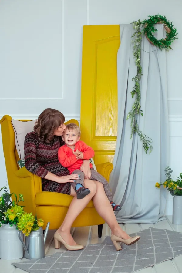 дитяча фотосесія Львів, професійна зйомка немовлят, послуги фотографа для дітей, ціна фотосесії у студії, портфоліо RoStudio.