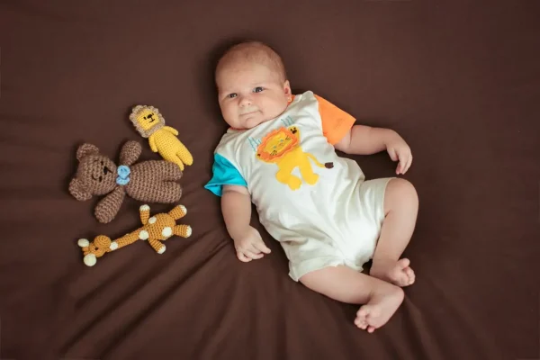 сімейна фотосесія Львів, послуги фотографа для дітей, професійна зйомка немовлят, ціна фотосесії, найкращий фотограф у Львові.