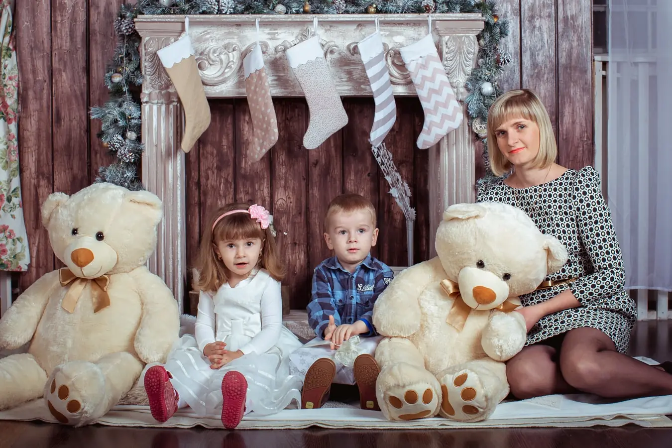 сімейна новорічна фотосесія львів, фотостудія львів, дитяча новорічна фотосесія львів, новорічні локації.