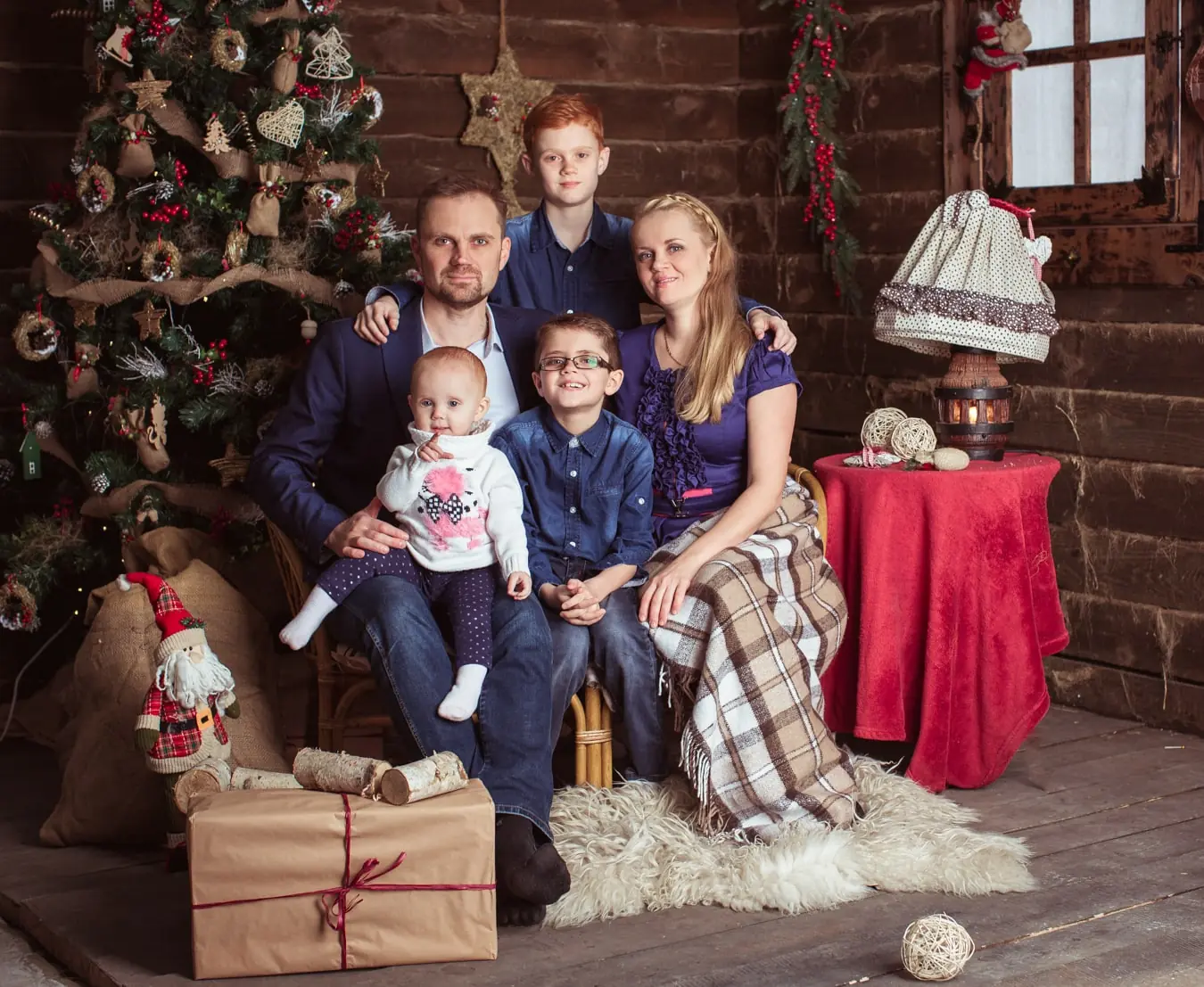 сімейна новорічна фотосесія львів, фотостудія львів, дитяча новорічна фотосесія львів, новорічна фотосесія ціна львів.