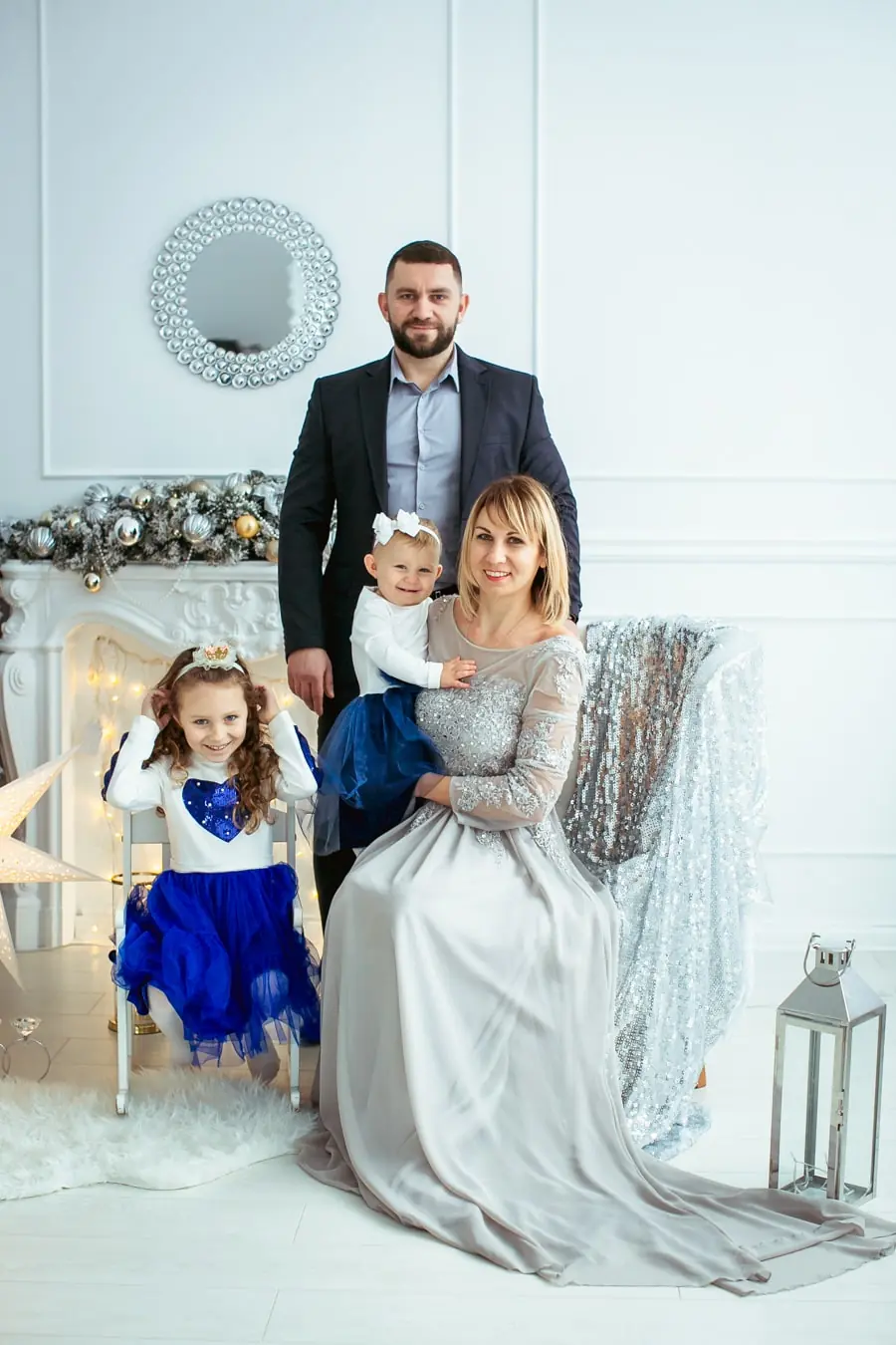 сімейна новорічна фотосесія львів, фотостудія львів, дитяча новорічна фотосесія львів, новорічні локації.