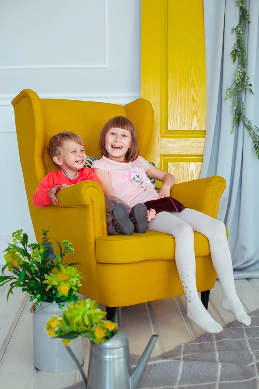 дитяча фотосесія Львів, професійна зйомка дітей у студії, послуги фотографа ціна, портфоліо фотографа, замовити фотосесію RoStudio.