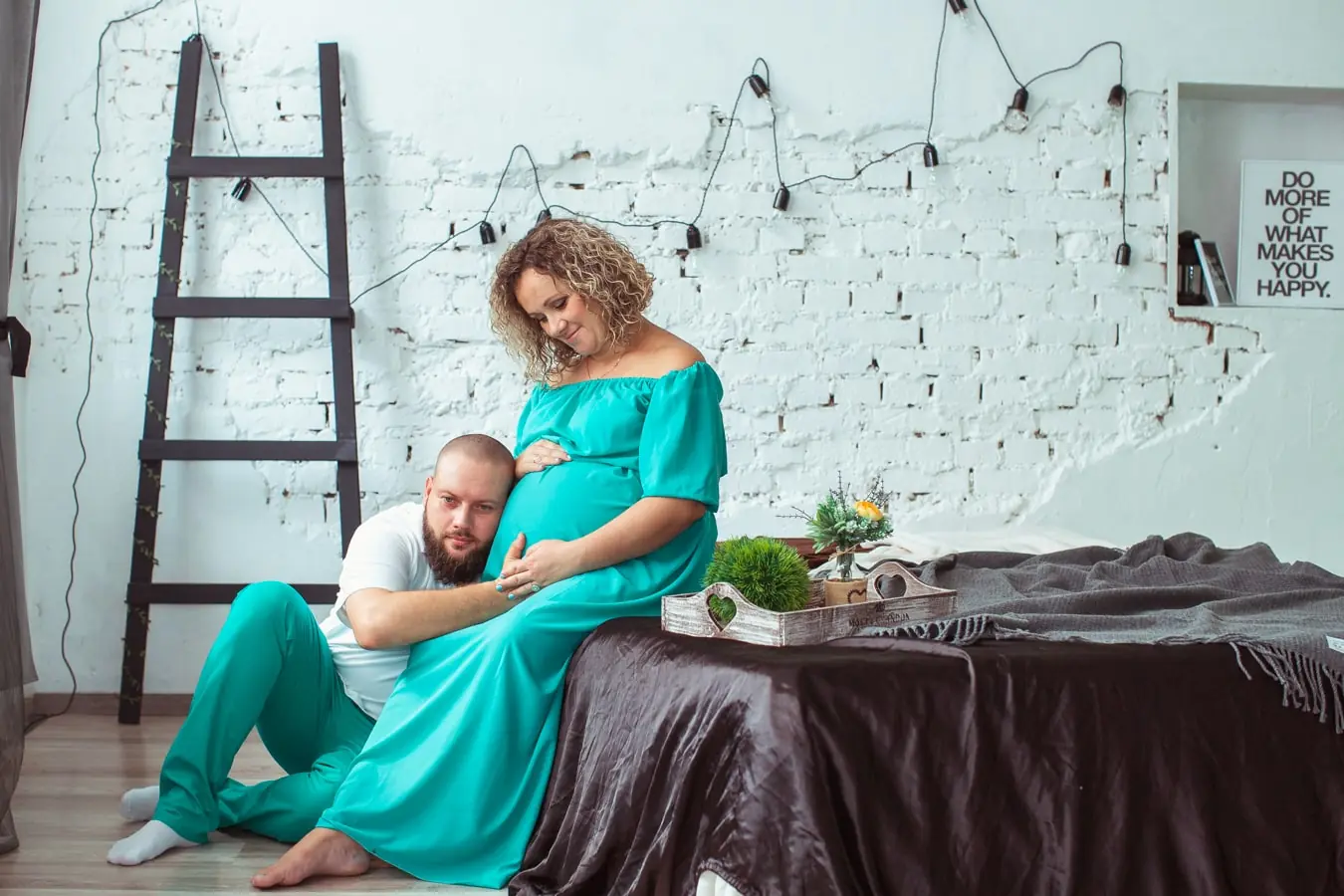 фотосесія вагітних з чоловіком Львів, професійний фотограф, зйомка вагітності ціна, фотостудія Львів, послуги фотографа RoStudio.